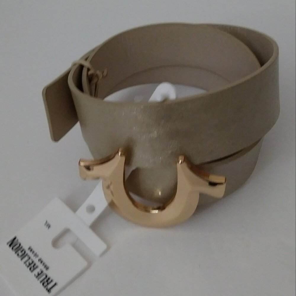 True Religion Gold with Horseshoe Buckle Belt - Picture 6 of 9